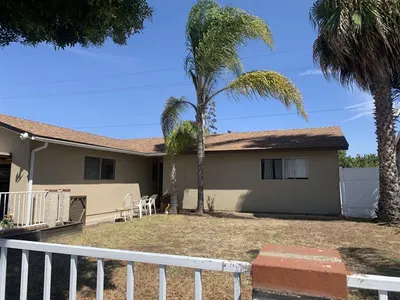 Photo 1 of 8 of Arthur 755 House